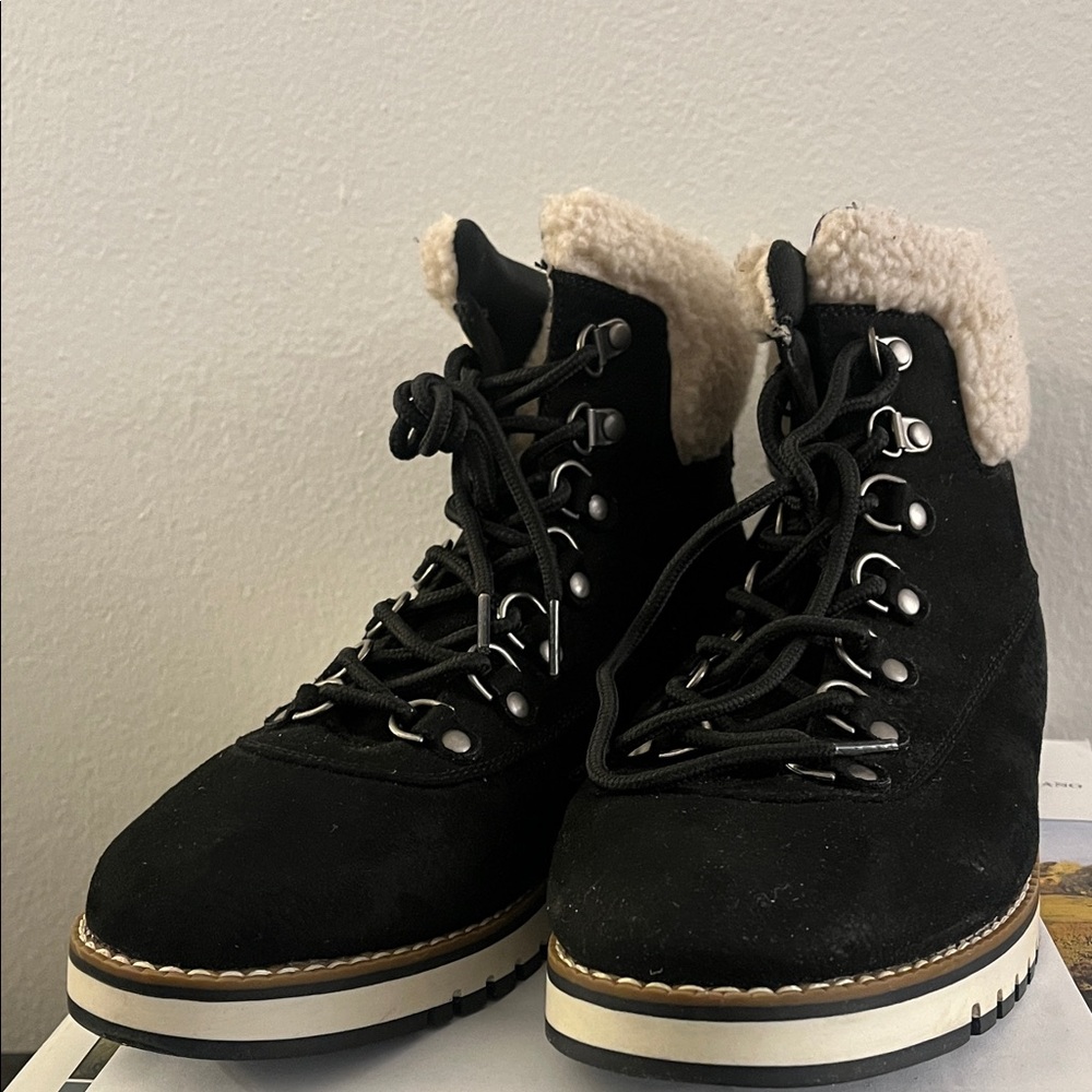 White Mountain Cozy Black Faux Suede Hiking Boots Sherpa Lined Size 10
